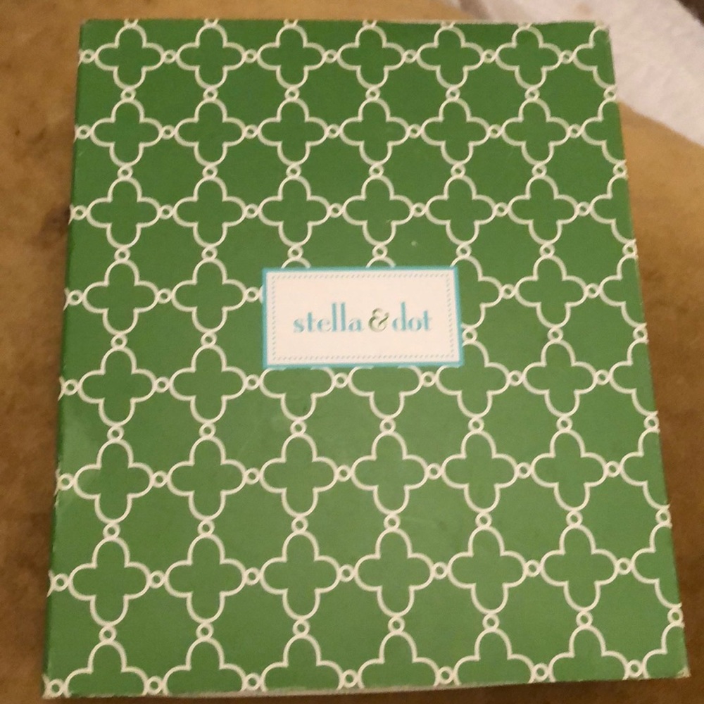 Stella & Dot necklace